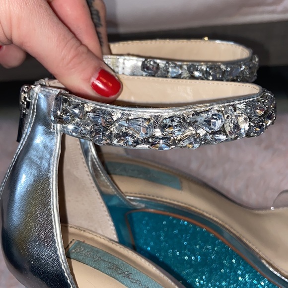 BETTY JOHNSON WOMEN SB-DREW HEELED SANDAL SIZE 9.5 - Picture 2 of 6